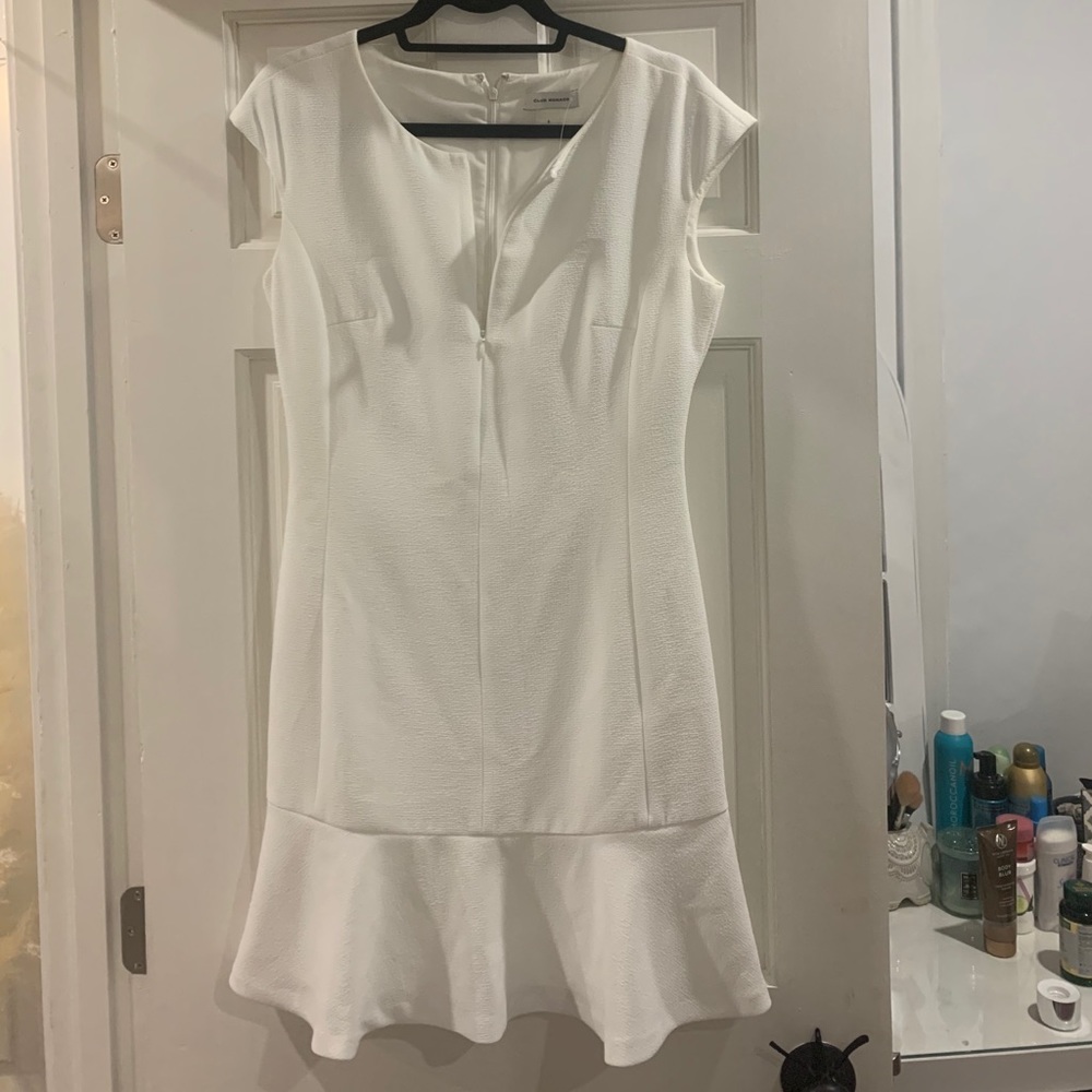 Club Monaco size 6 white dress